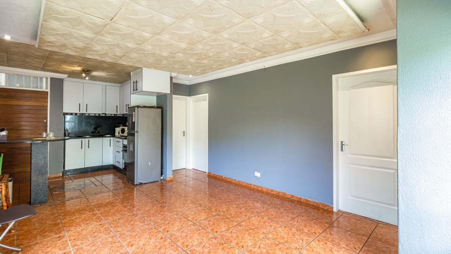 2 Bedroom Property for Sale in Westdene Gauteng