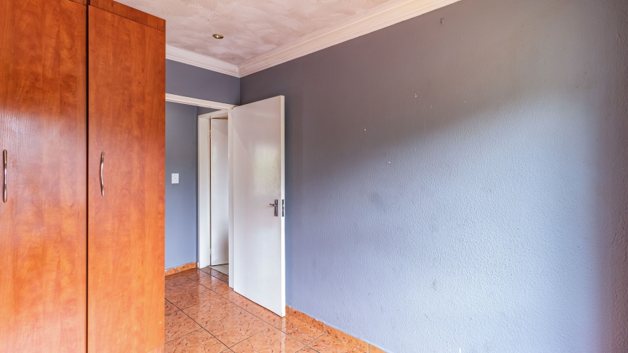 2 Bedroom Property for Sale in Westdene Gauteng