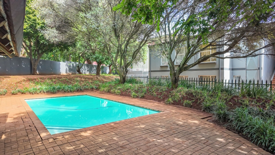 2 Bedroom Property for Sale in Westdene Gauteng