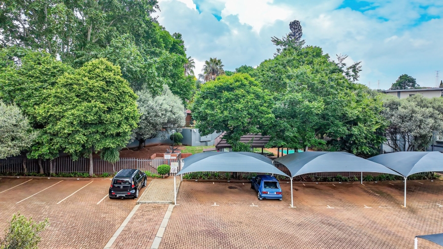 2 Bedroom Property for Sale in Westdene Gauteng