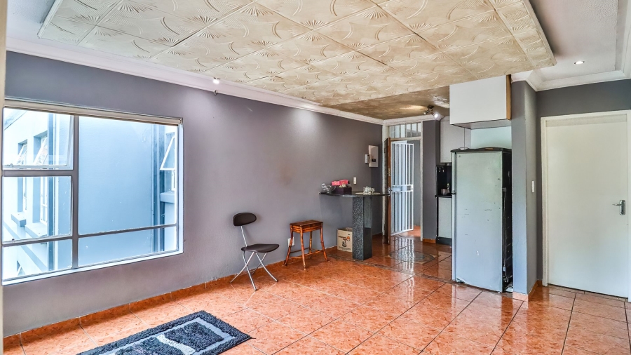 2 Bedroom Property for Sale in Westdene Gauteng