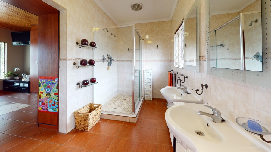 3 Bedroom Property for Sale in Crystal Park Gauteng