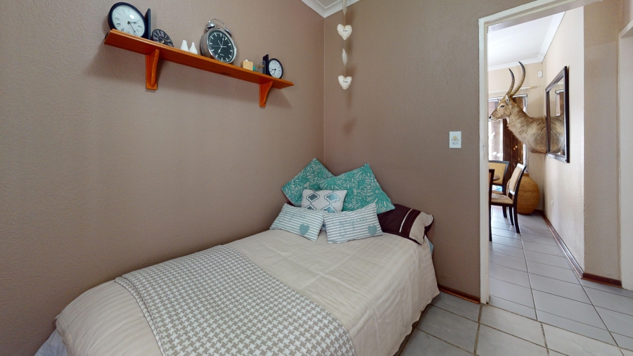 3 Bedroom Property for Sale in Crystal Park Gauteng