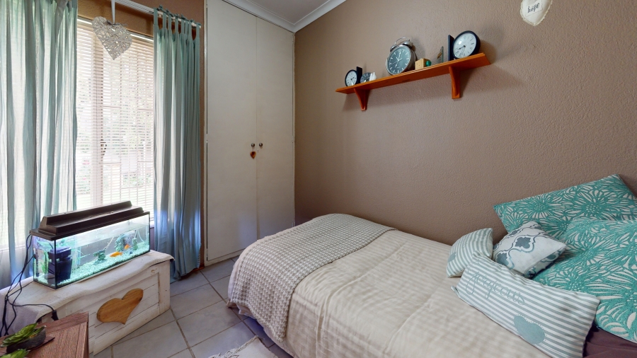 3 Bedroom Property for Sale in Crystal Park Gauteng