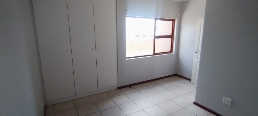 To Let 2 Bedroom Property for Rent in Helderwyk Gauteng