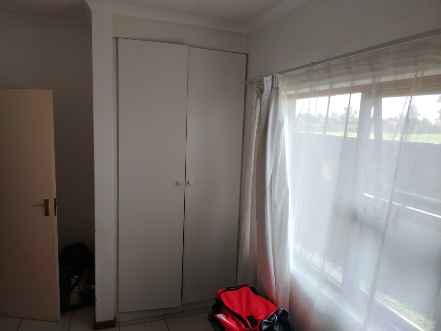 To Let 2 Bedroom Property for Rent in Helderwyk Gauteng