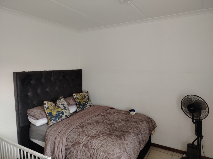 To Let 2 Bedroom Property for Rent in Helderwyk Gauteng