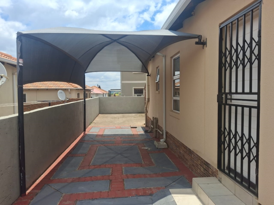 3 Bedroom Property for Sale in Mamelodi East Gauteng