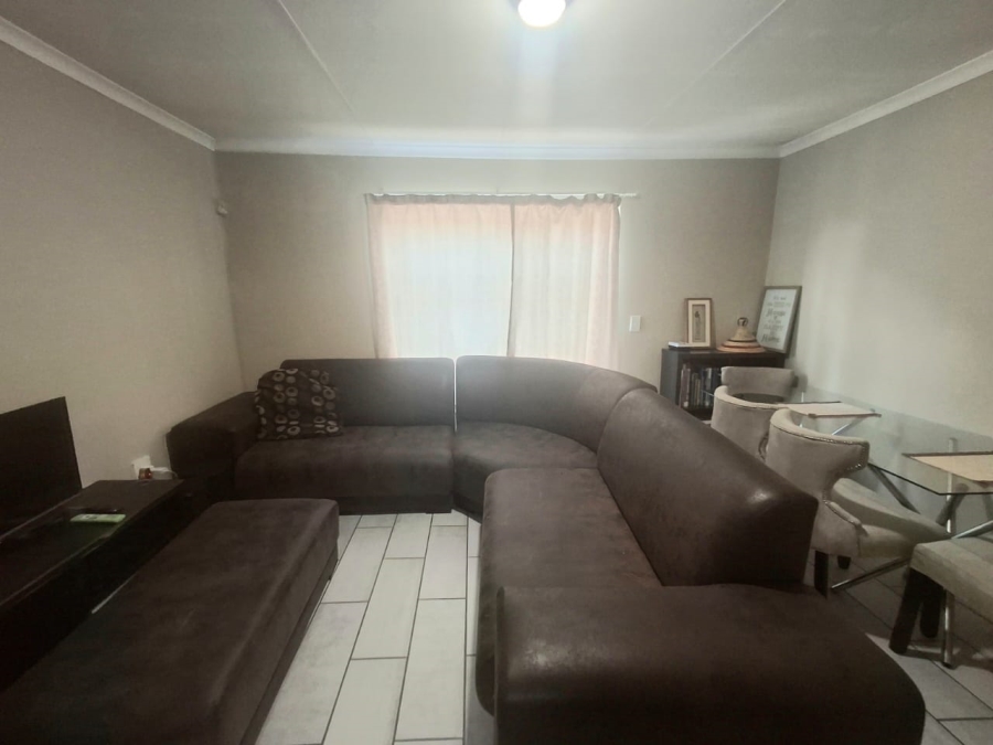 3 Bedroom Property for Sale in Mamelodi East Gauteng