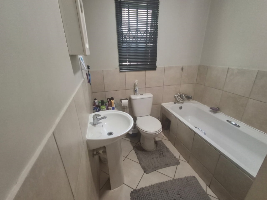 3 Bedroom Property for Sale in Mamelodi East Gauteng
