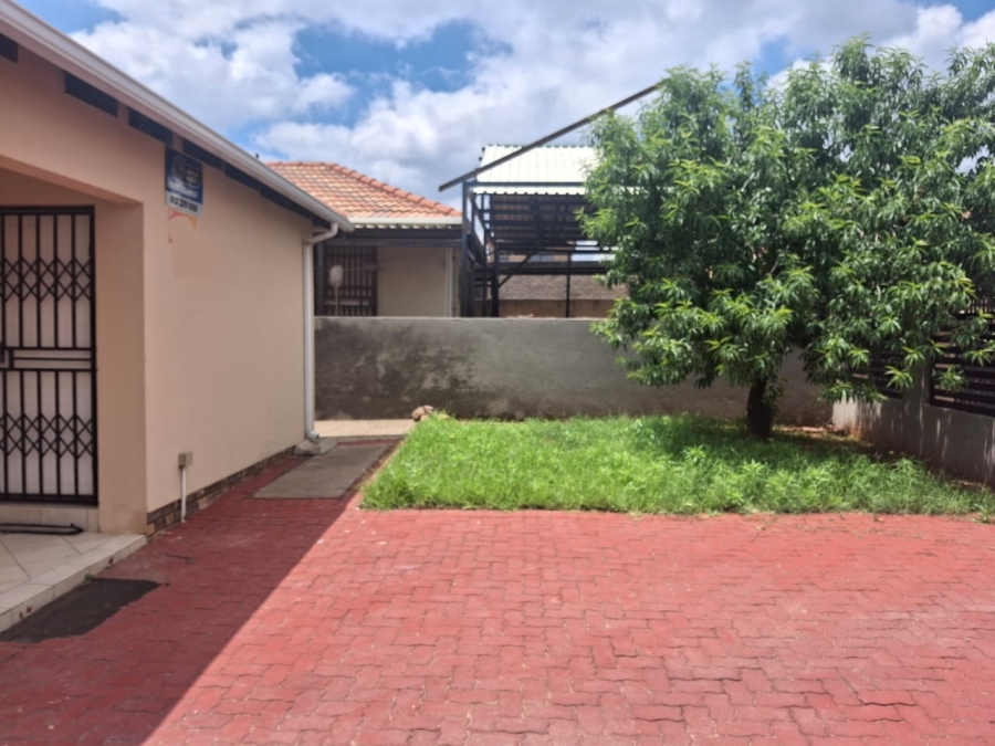 3 Bedroom Property for Sale in Mamelodi East Gauteng