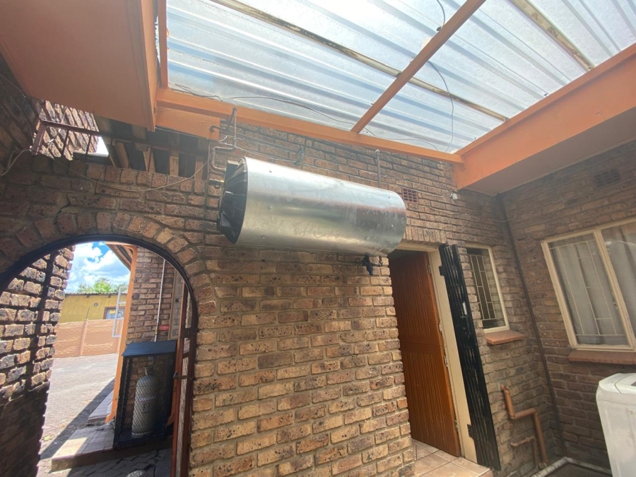 20 Bedroom Property for Sale in Bedworth Park Gauteng