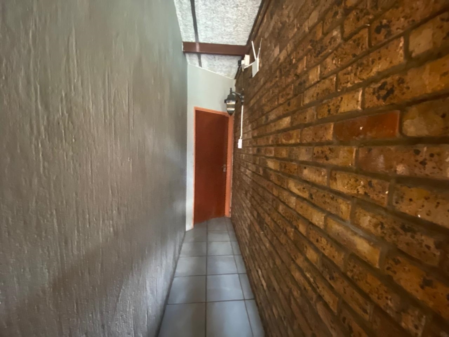 20 Bedroom Property for Sale in Bedworth Park Gauteng