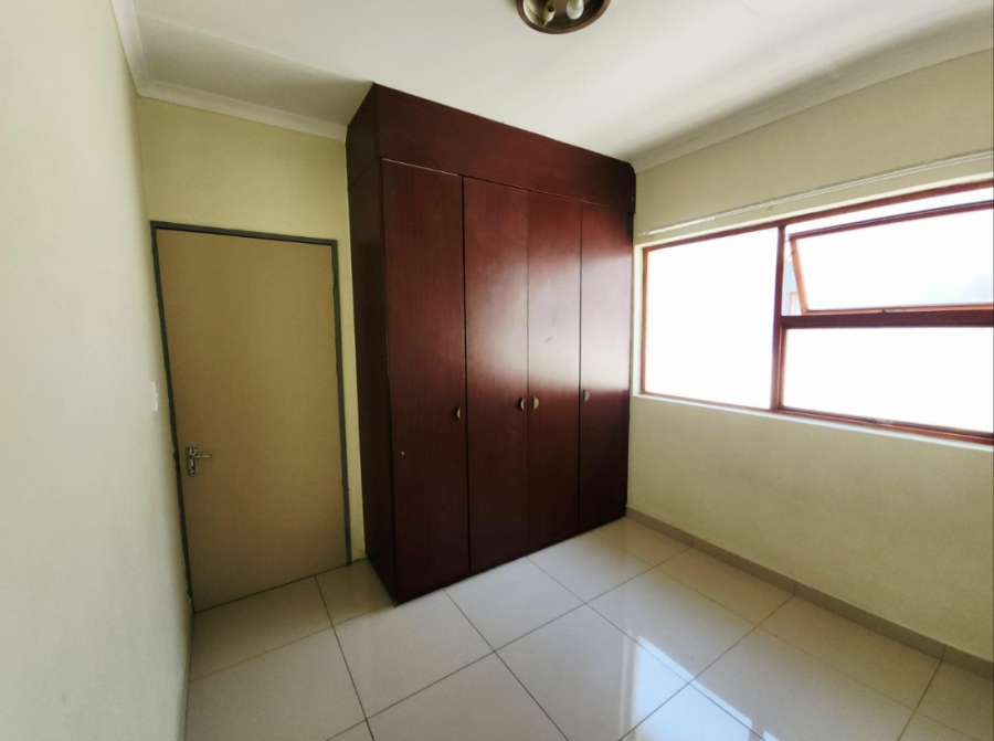 To Let 3 Bedroom Property for Rent in Erand Gardens Gauteng