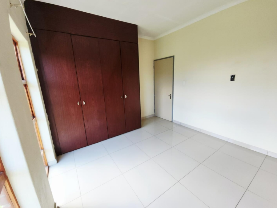 To Let 3 Bedroom Property for Rent in Erand Gardens Gauteng