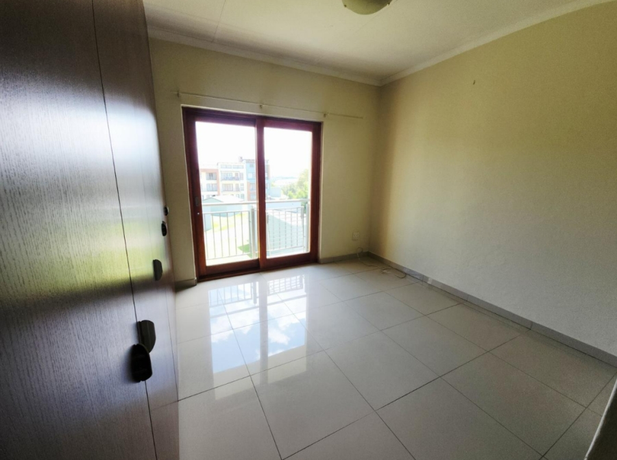 To Let 3 Bedroom Property for Rent in Erand Gardens Gauteng