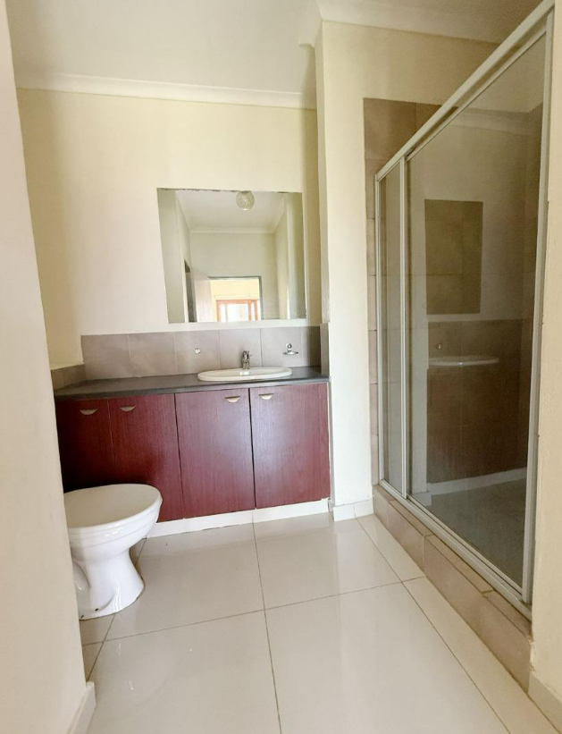 To Let 3 Bedroom Property for Rent in Erand Gardens Gauteng