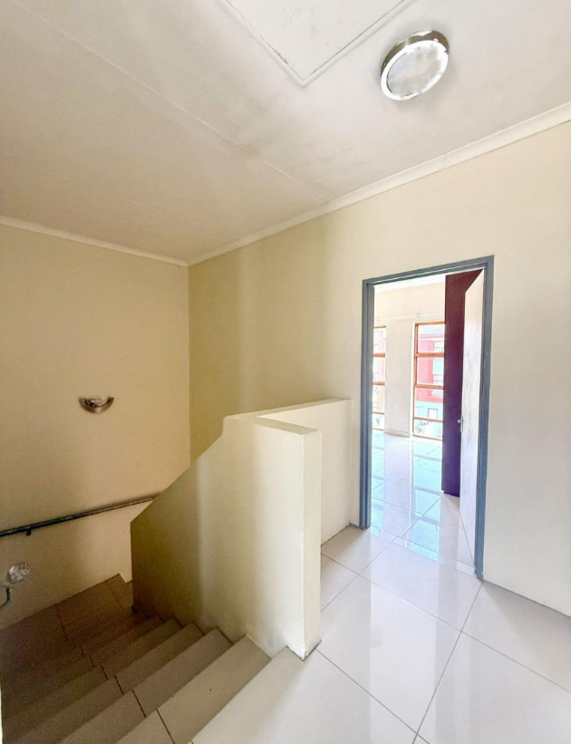 To Let 3 Bedroom Property for Rent in Erand Gardens Gauteng