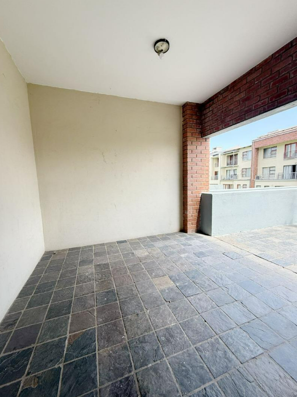 To Let 3 Bedroom Property for Rent in Erand Gardens Gauteng