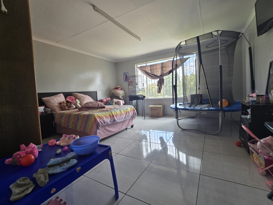 6 Bedroom Property for Sale in Nanescol Gauteng