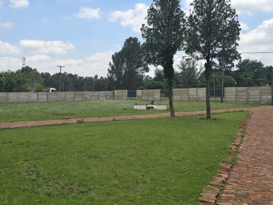 6 Bedroom Property for Sale in Nanescol Gauteng