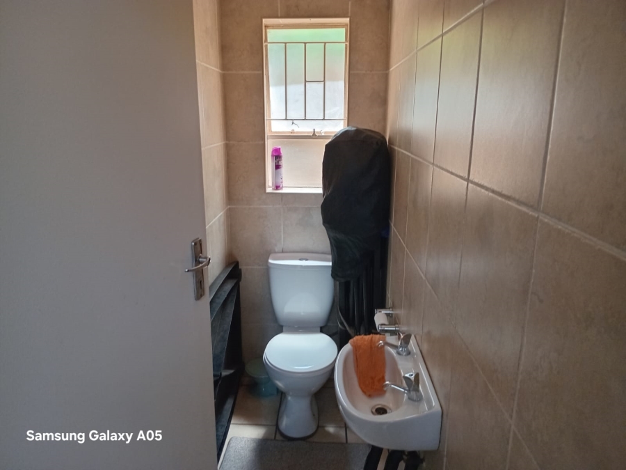 2 Bedroom Property for Sale in Vanderbijlpark CE Gauteng