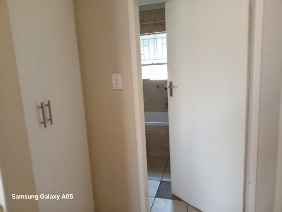 2 Bedroom Property for Sale in Vanderbijlpark CE Gauteng