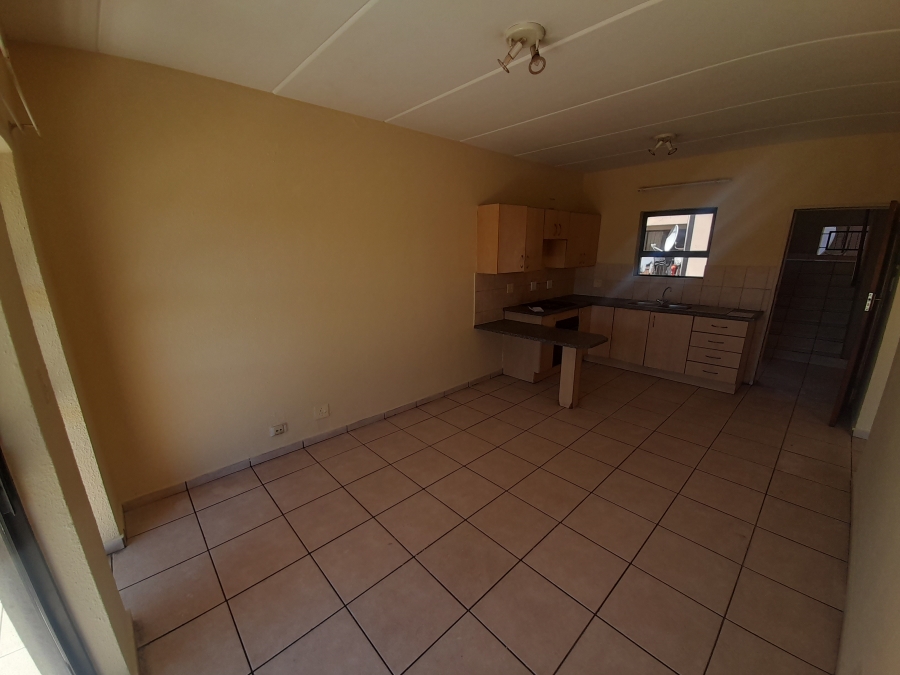 1 Bedroom Property for Sale in Vanderbijlpark SE 10 Gauteng