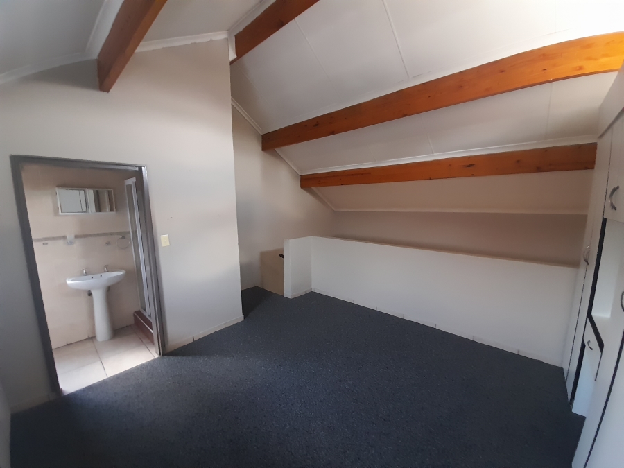 3 Bedroom Property for Sale in Vanderbijlpark SE 10 Gauteng