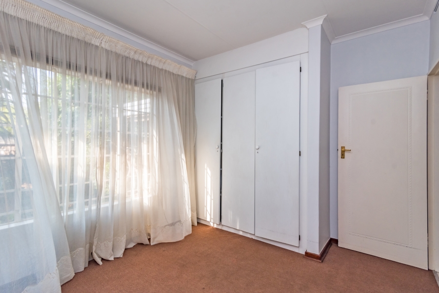 4 Bedroom Property for Sale in Hennopspark Gauteng