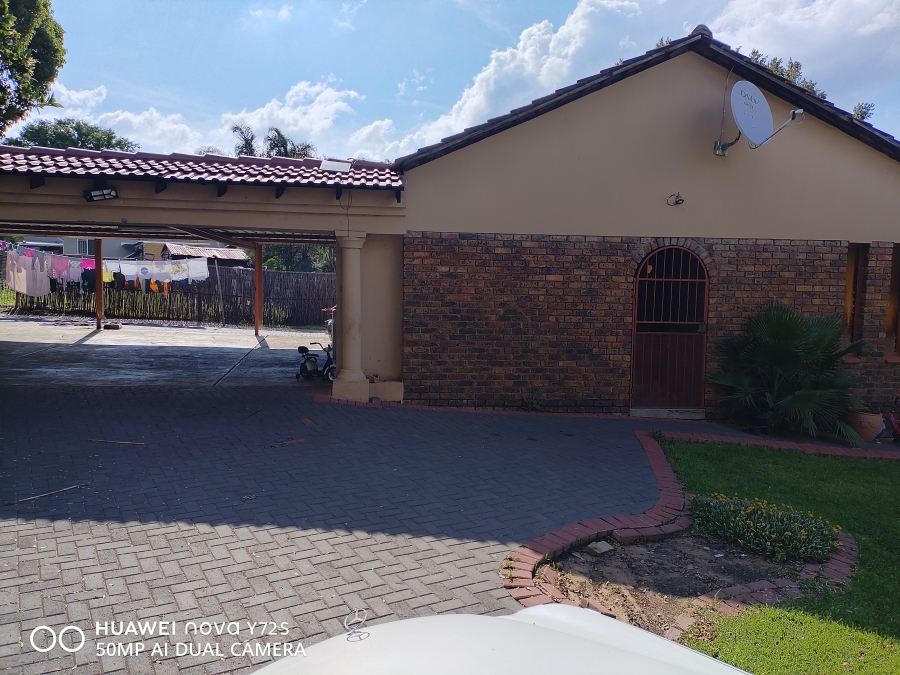 3 Bedroom Property for Sale in The Reeds Gauteng