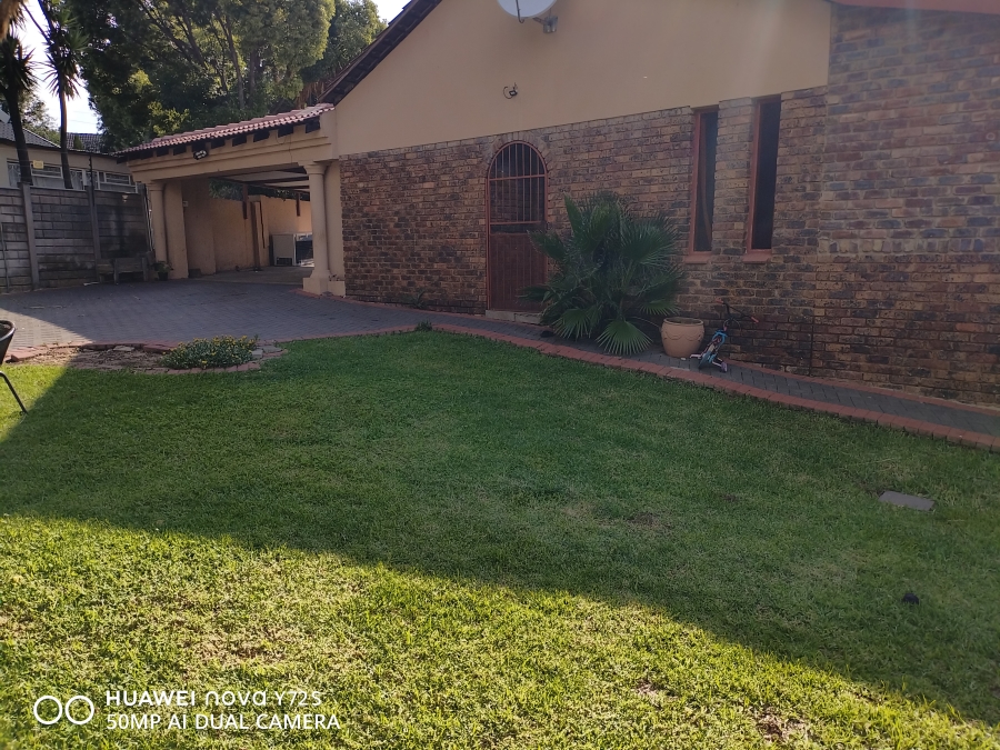 3 Bedroom Property for Sale in The Reeds Gauteng