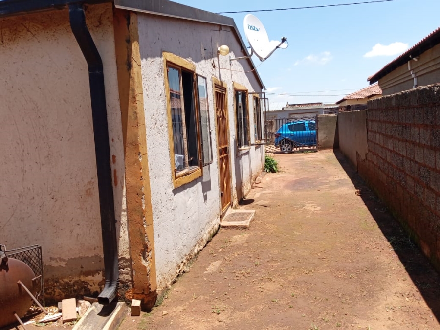 3 Bedroom Property for Sale in Roodekop Gauteng