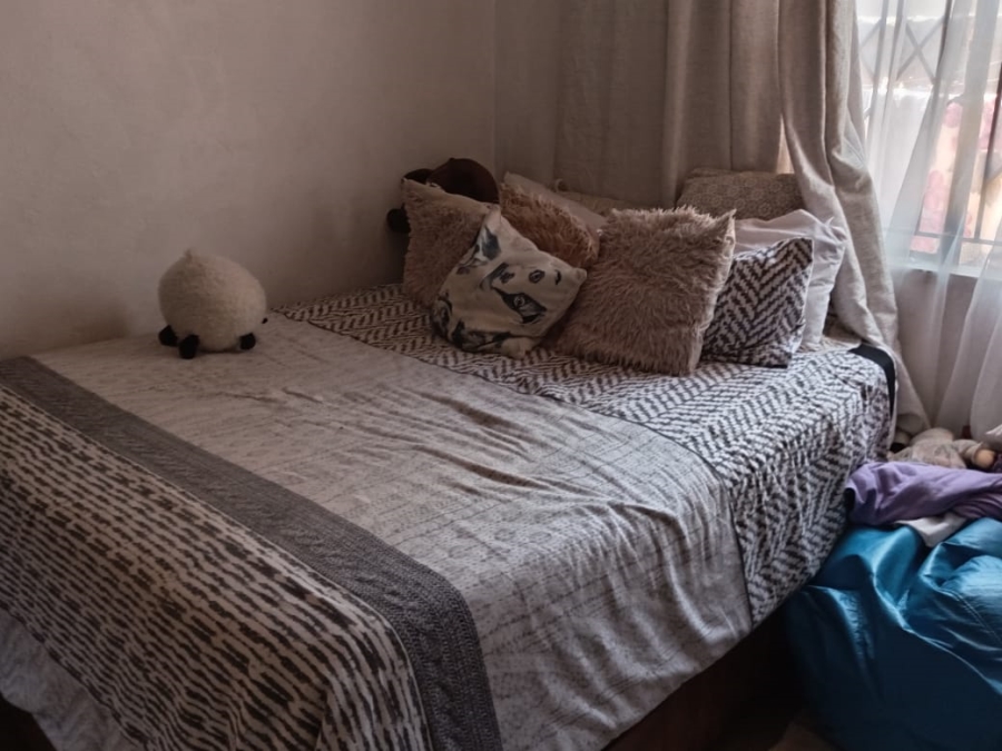 3 Bedroom Property for Sale in Roodekop Gauteng