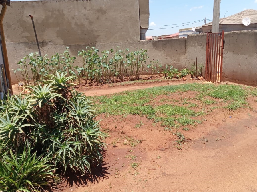 3 Bedroom Property for Sale in Roodekop Gauteng