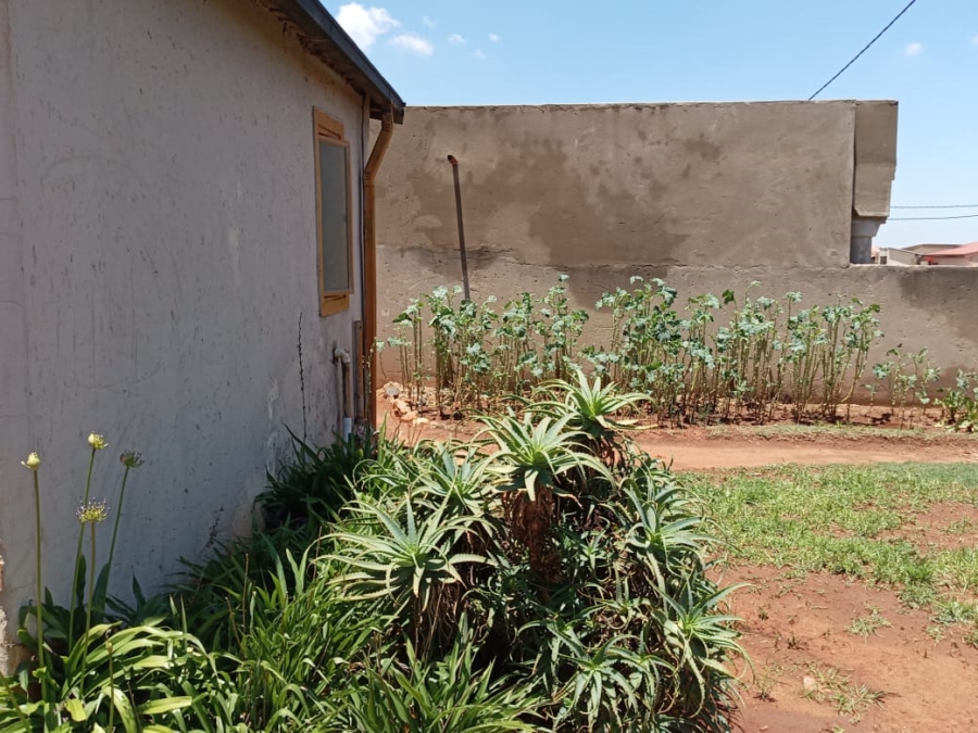 3 Bedroom Property for Sale in Roodekop Gauteng