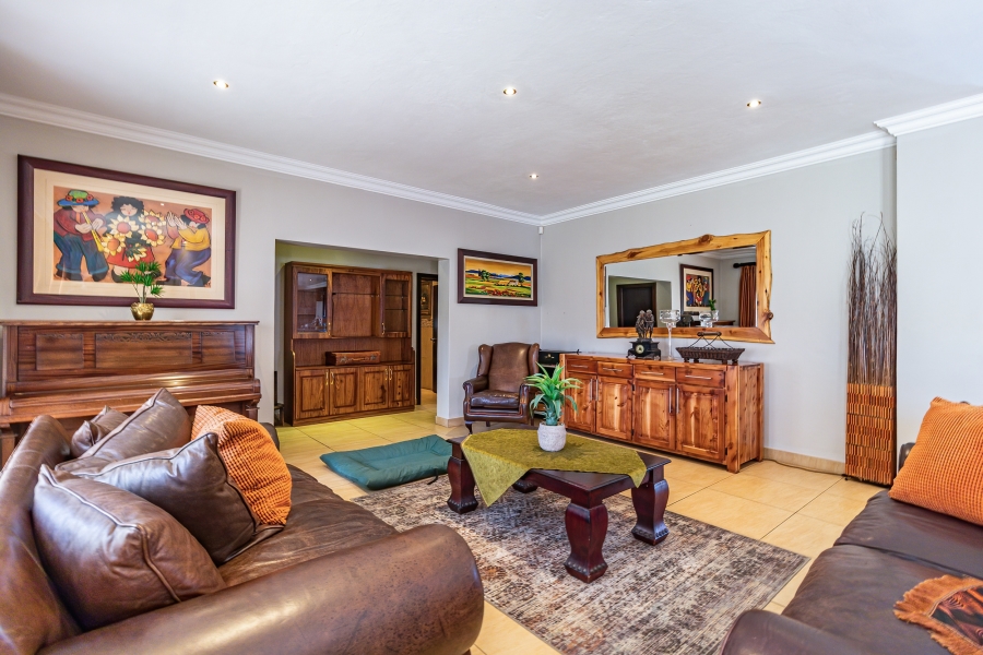 5 Bedroom Property for Sale in Sable Hills Gauteng