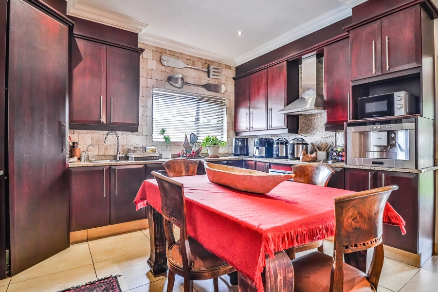 5 Bedroom Property for Sale in Sable Hills Gauteng