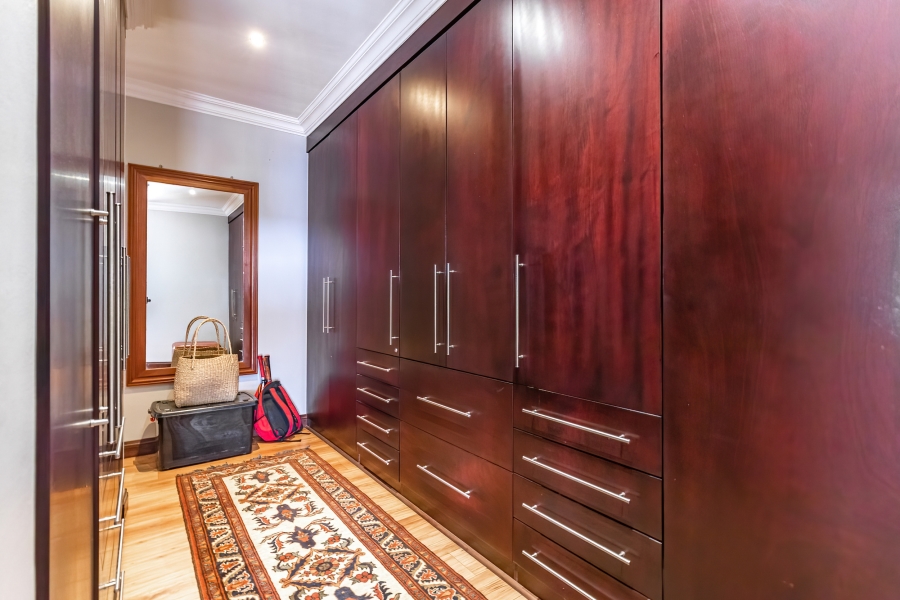 5 Bedroom Property for Sale in Sable Hills Gauteng