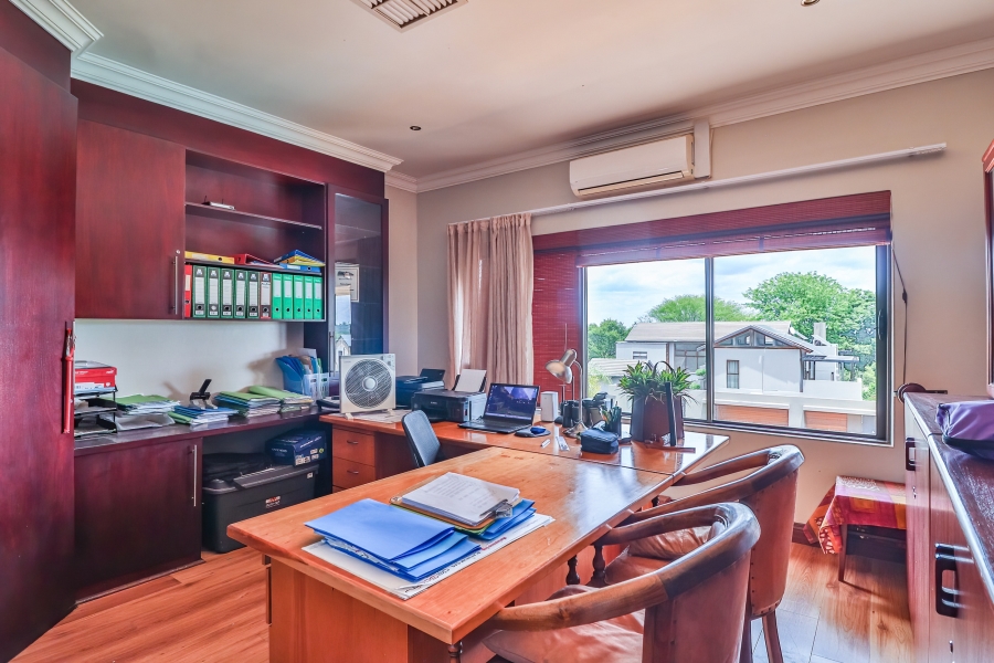 5 Bedroom Property for Sale in Sable Hills Gauteng