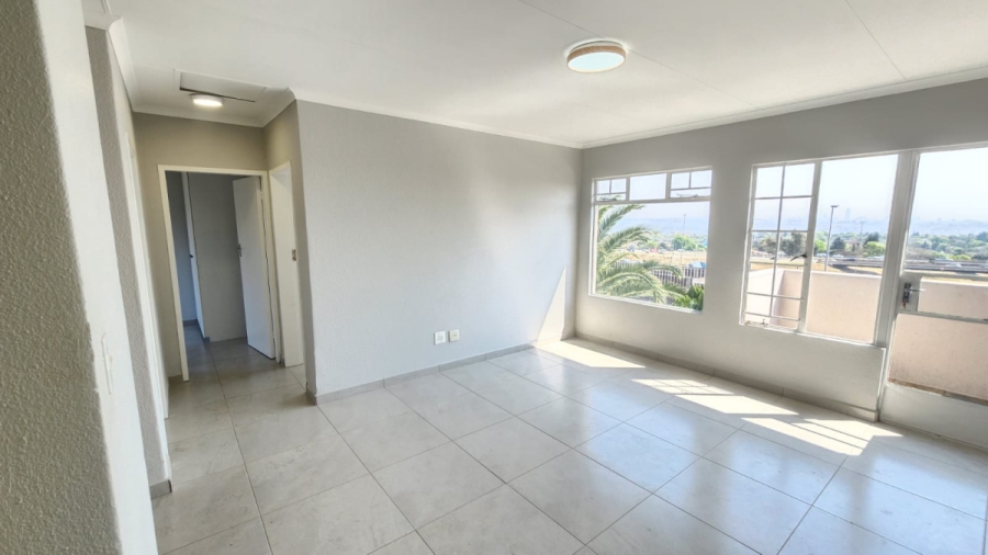 2 Bedroom Property for Sale in Edenvale Central Gauteng