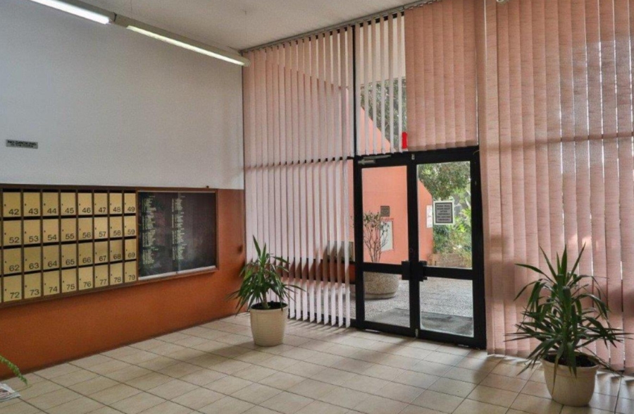 1 Bedroom Property for Sale in Kensington Gauteng