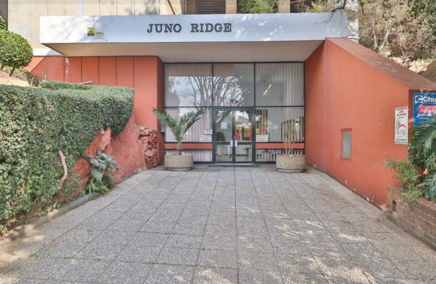 1 Bedroom Property for Sale in Kensington Gauteng