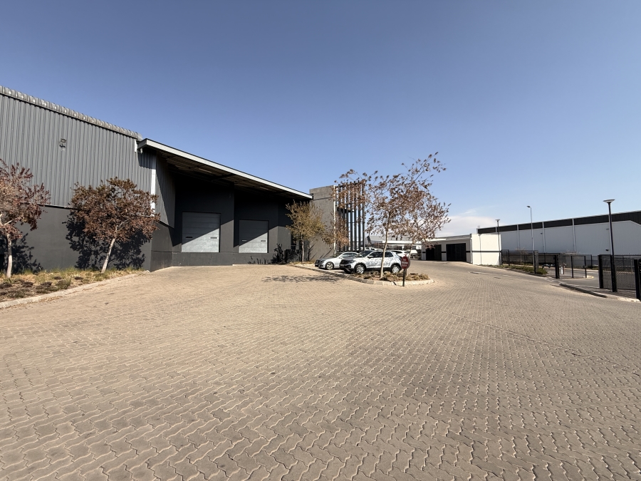 To Let commercial Property for Rent in Louwlardia Gauteng