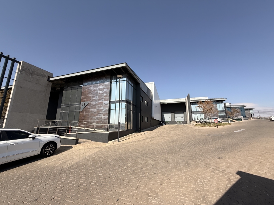 To Let commercial Property for Rent in Louwlardia Gauteng
