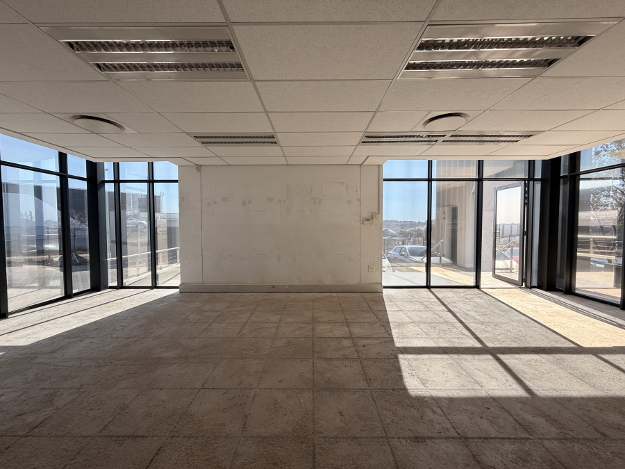 To Let commercial Property for Rent in Louwlardia Gauteng