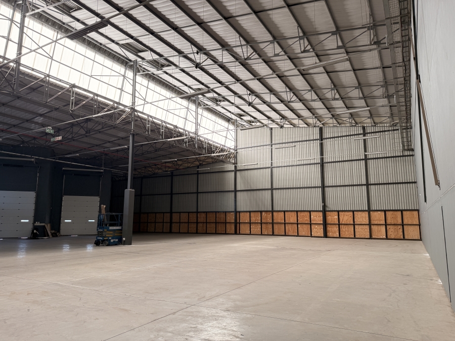 To Let commercial Property for Rent in Louwlardia Gauteng