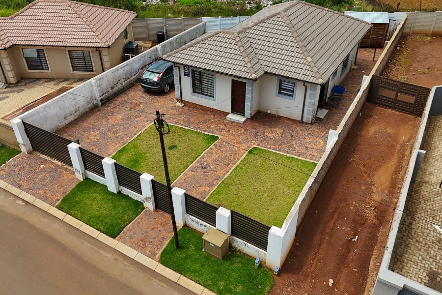 3 Bedroom Property for Sale in Mohlakeng Gauteng
