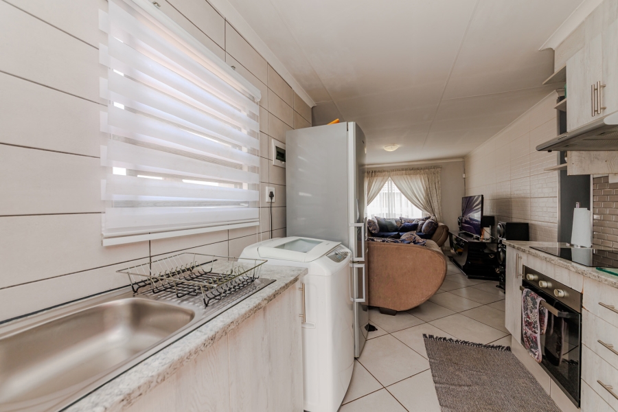 3 Bedroom Property for Sale in Mohlakeng Gauteng