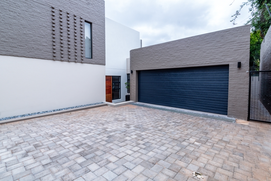 4 Bedroom Property for Sale in Lynnwood Glen Gauteng